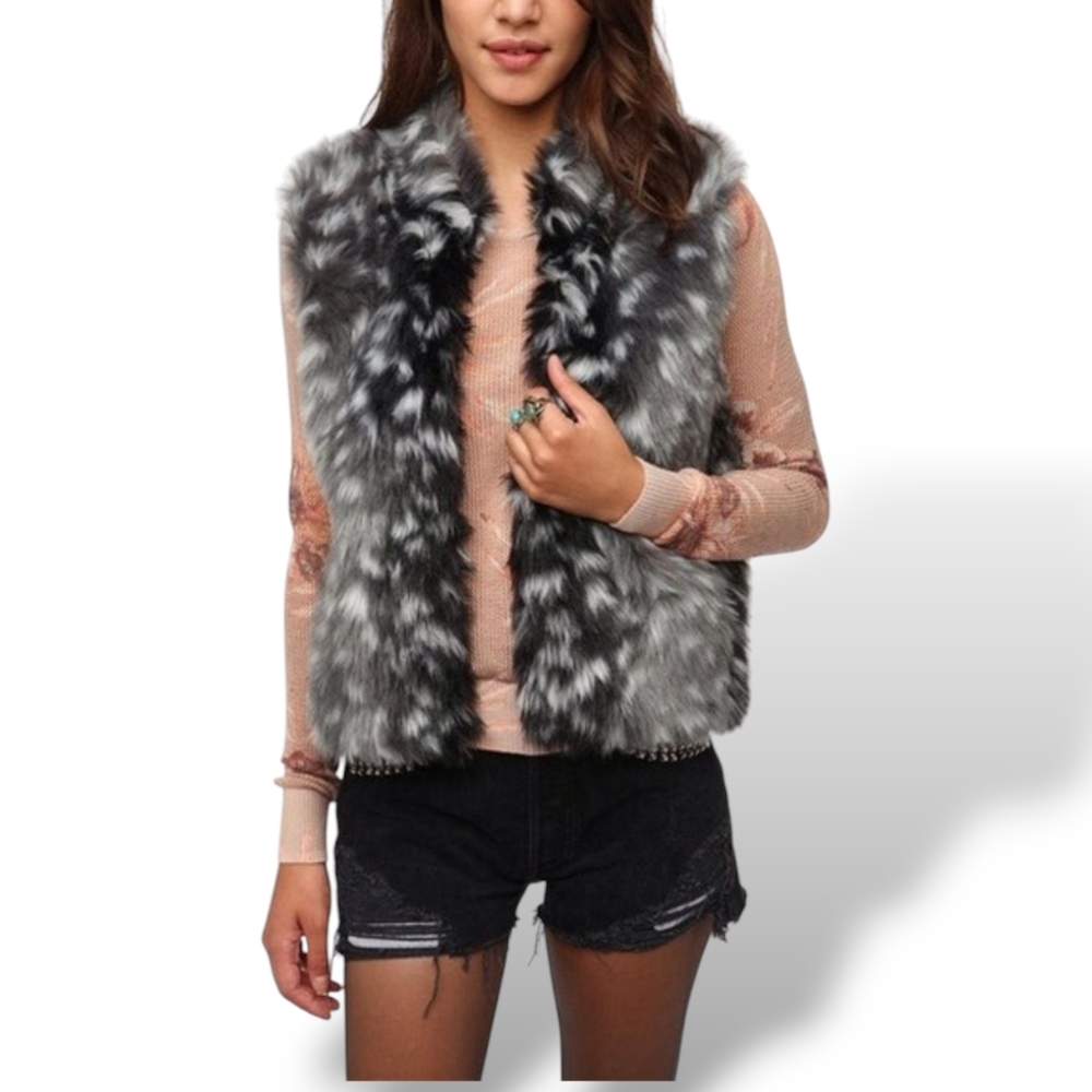 Pins & Needles Faux Fur Spotted Shag Vest Size Small